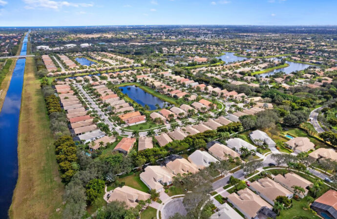 Valencia Falls, SoFlo Pool Decks and Pavers of Delray Beach